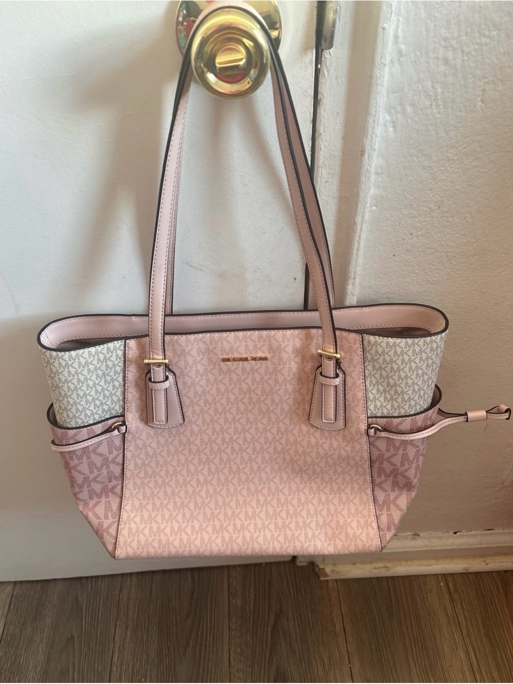 Michael Kors Signature Powder Blush Multi Voyager Logo Tote Bag